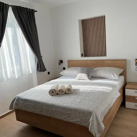 Summer Night * Preko