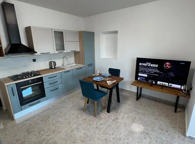 Summer Night بريكو